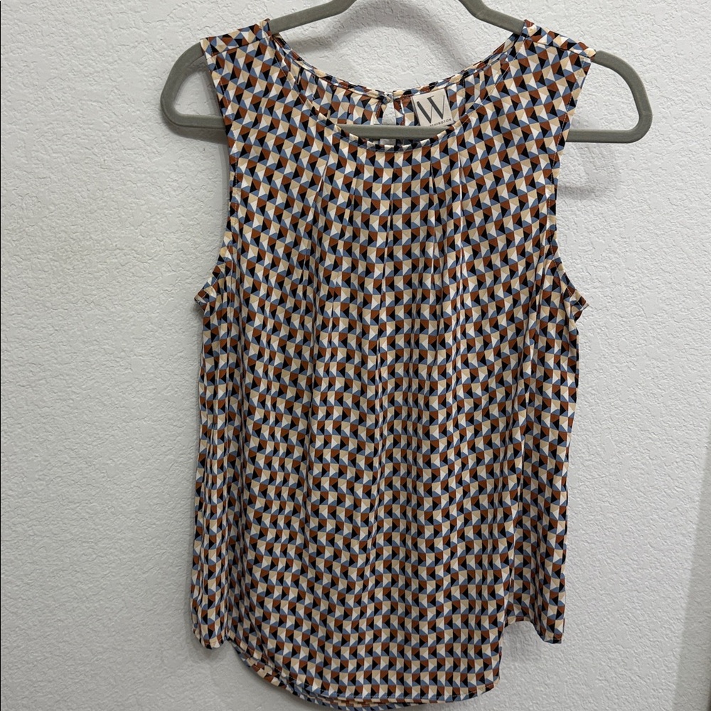Geometric Patterned Sleeveless Blouse